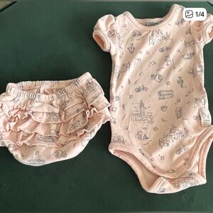 Wheat Kids Disney Winnie the Pooh Bodysuit and Bloomers sz 3 Months